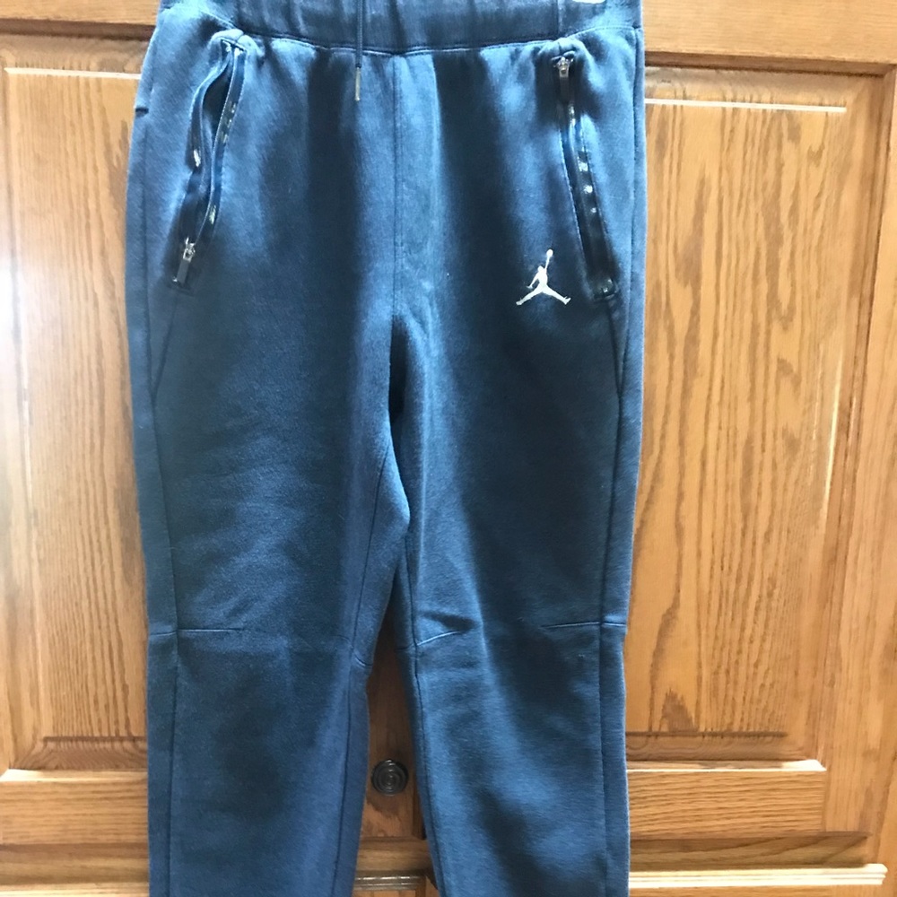 And1 joggers
